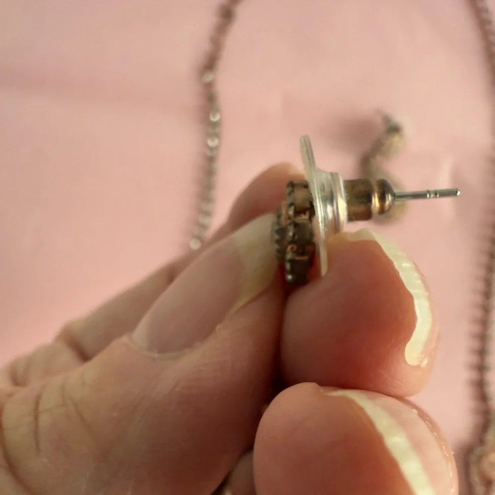 New Marquise Collection Jewelry Rose Gold Necklace/Earrings w/Cubic Zirconias - Picture 10 of 14